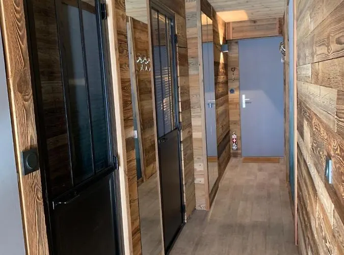 De Charme Hyper Centre A Apartman *